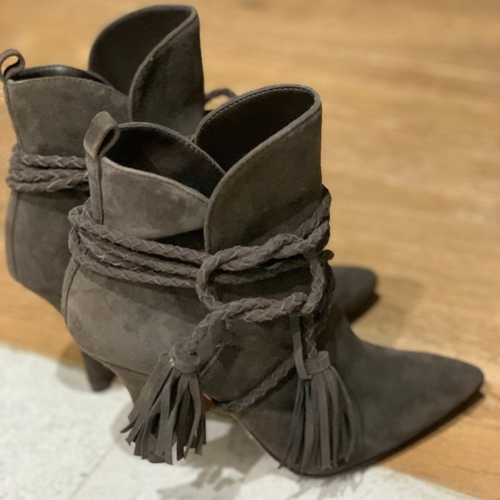 Brand new Schutz pointed toe booties. 3.5 in heel.